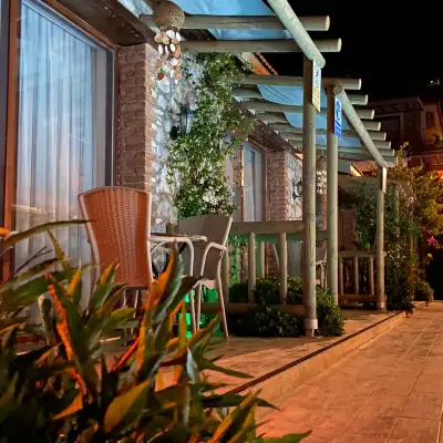Suna House Hotel