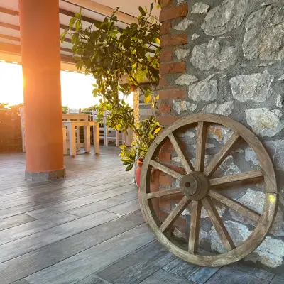 Suna House Hotel