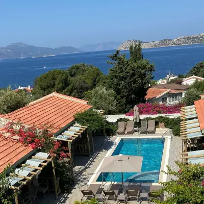 Suna House Hotel