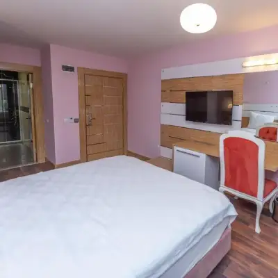 Tok Epik Hotel