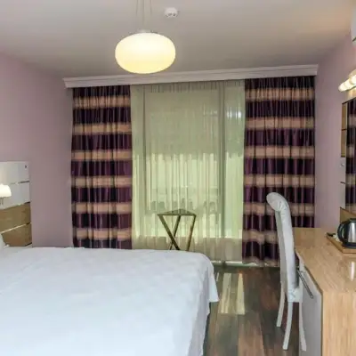 Tok Epik Hotel