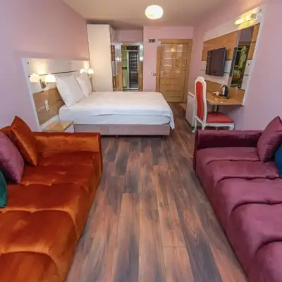 Tok Epik Hotel
