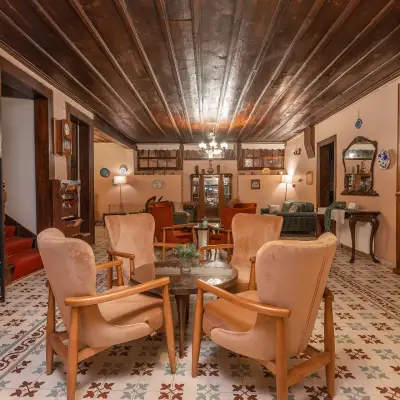 Uğurlu Konakları