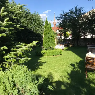 Uğurlu Konakları