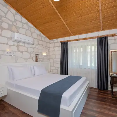 Yusalis Garden Hotel