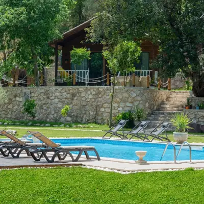 Yusalis Garden Hotel