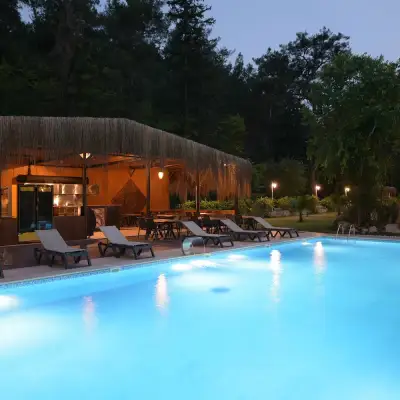 Yusalis Garden Hotel